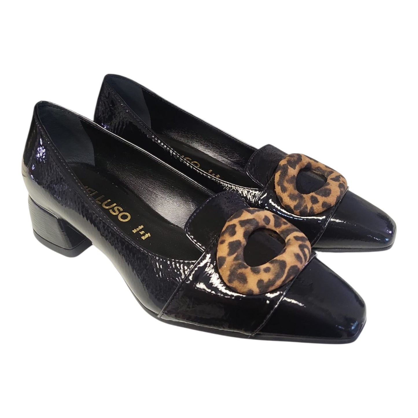 Melluso V5351 – Decolleté in naplak con accessorio leopardato