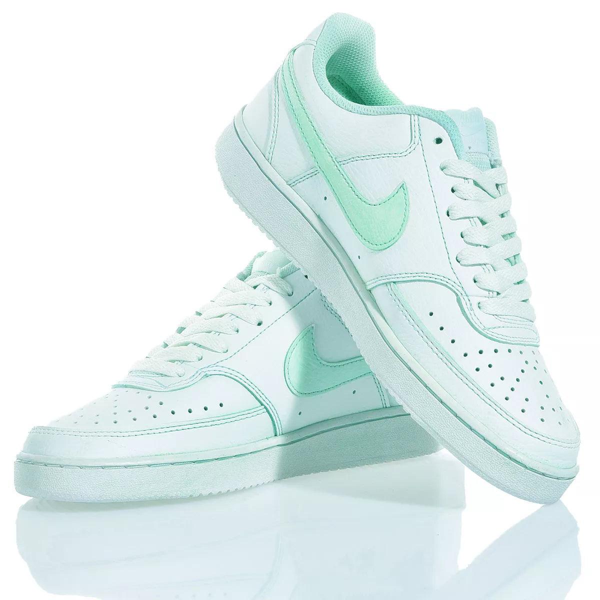 Nike Dye Mint