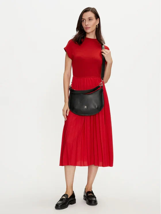 Tommy Hilfiger Borsa Donna Nera con Tracolla Regolabile e Manico Removibile