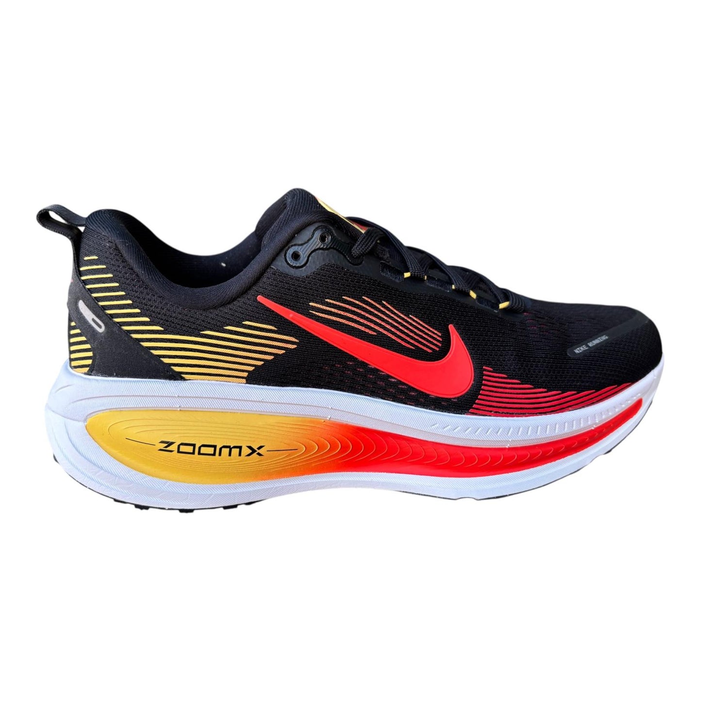 Nike Vomero 18 HM6803-016 Scarpa Running Uomo Nero