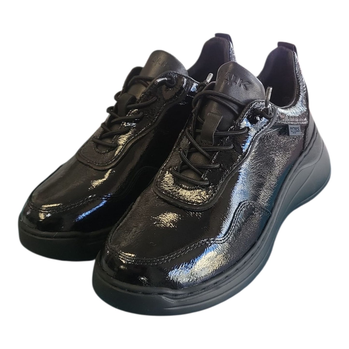 Sneakers Melluso donna in naplak nero con lacci elastici K55492