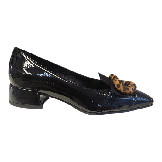 Melluso V5351 – Decolleté in naplak con accessorio leopardato