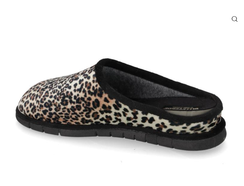 Pantofola leopardata Valleverde 62110, vista laterale e tallone aperto