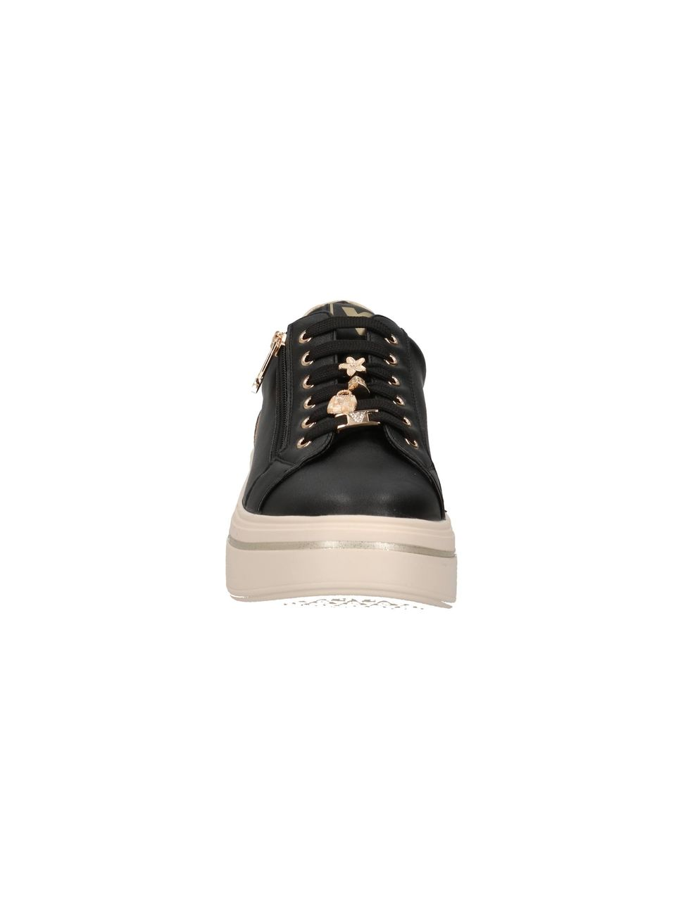 Vista frontale della sneaker nera Valleverde V35452 con perle decorative sui lacci