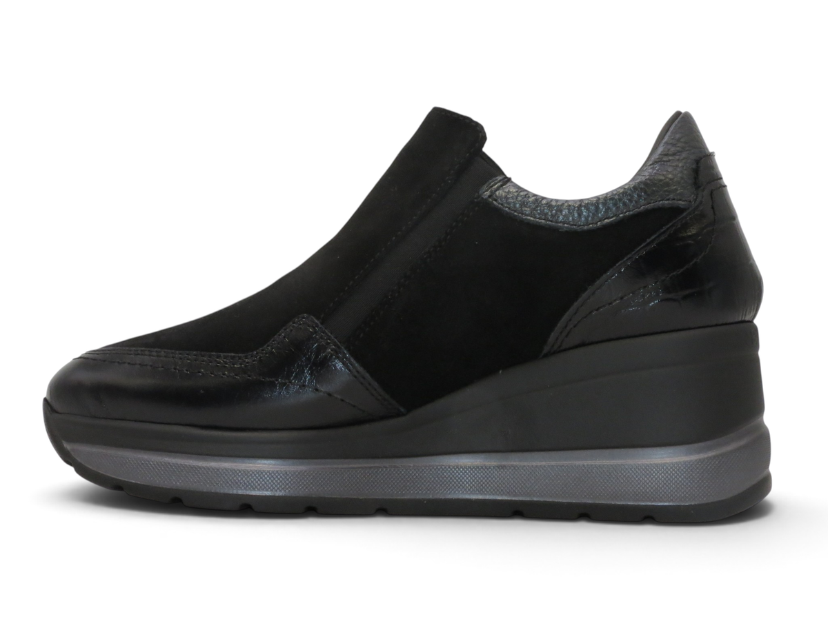Sneaker Melluso R45043 nera, vista laterale senza zip
